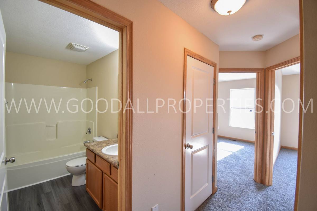 Townhouse for rent at 3138 SW Arlan Lane, Ankeny, IA 50023