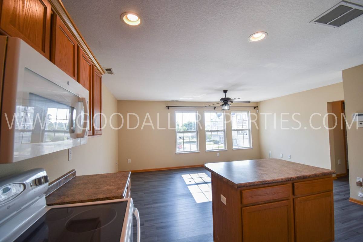 Townhouse for rent at 3138 SW Arlan Lane, Ankeny, IA 50023