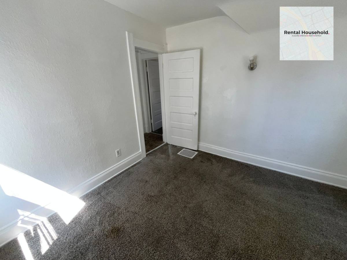 House for rent at 1118 Mason St, Toledo, OH 43605