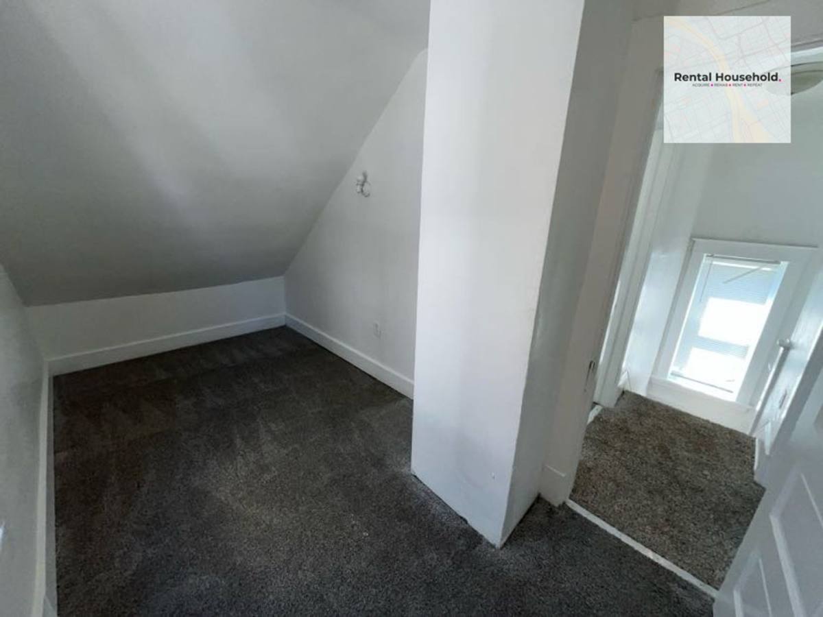 House for rent at 1118 Mason St, Toledo, OH 43605