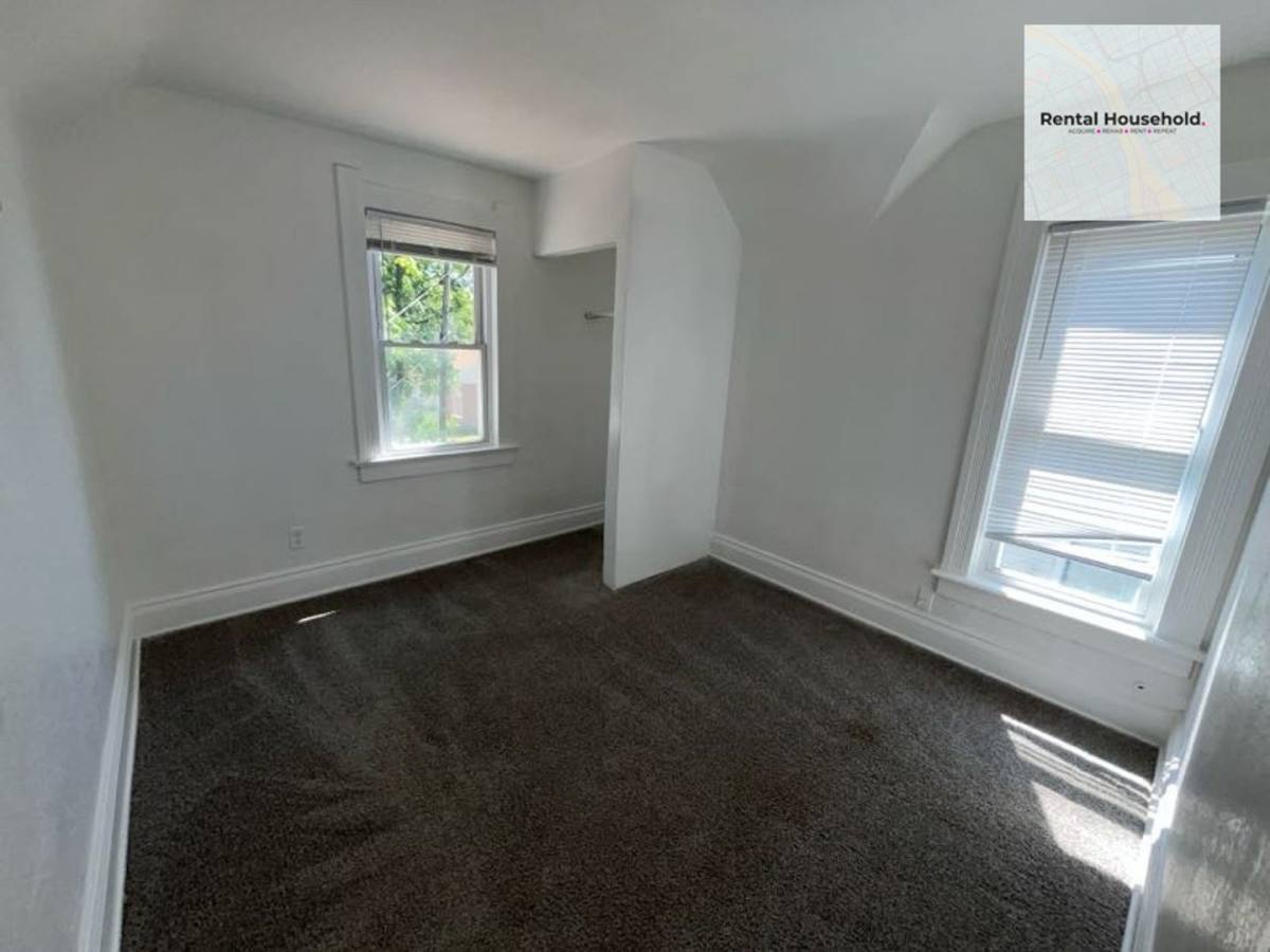 House for rent at 1118 Mason St, Toledo, OH 43605