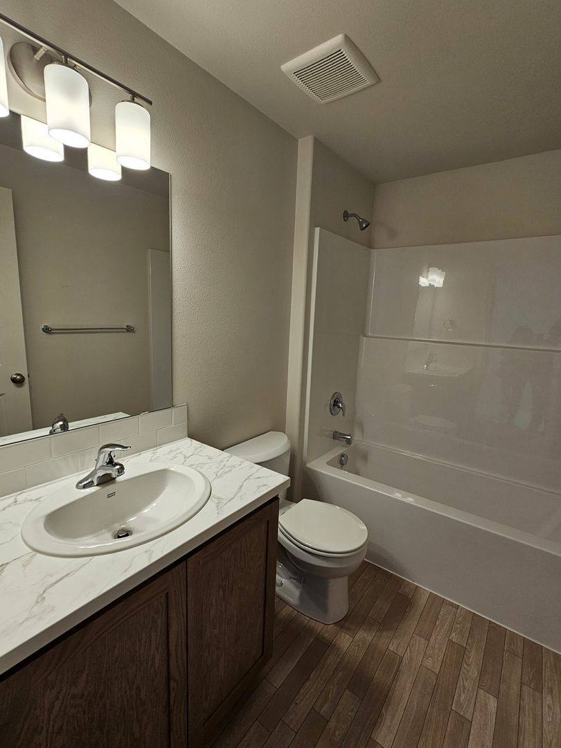 House for rent at 551 SE Polaris St, Madras, OR 97741