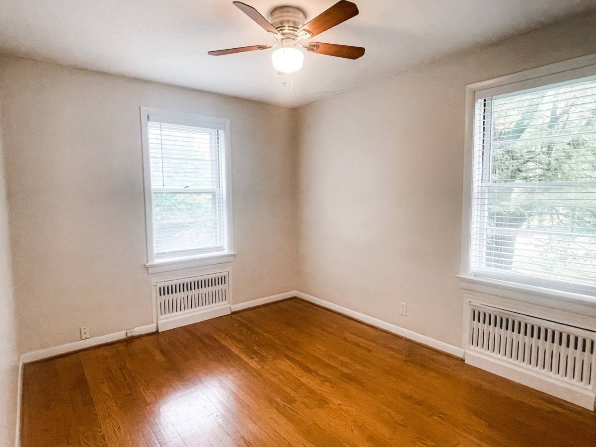 Apartment for rent at 8150 Whitburn Dr, Saint Louis, MO 63105