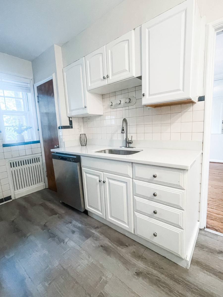 Apartment for rent at 8150 Whitburn Dr, Saint Louis, MO 63105