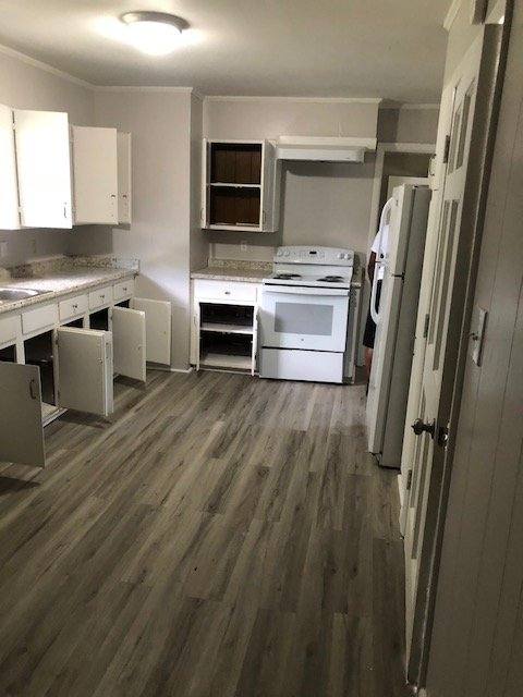 Apartment for rent at 25-B Lc Dr, Glennville, GA 30427