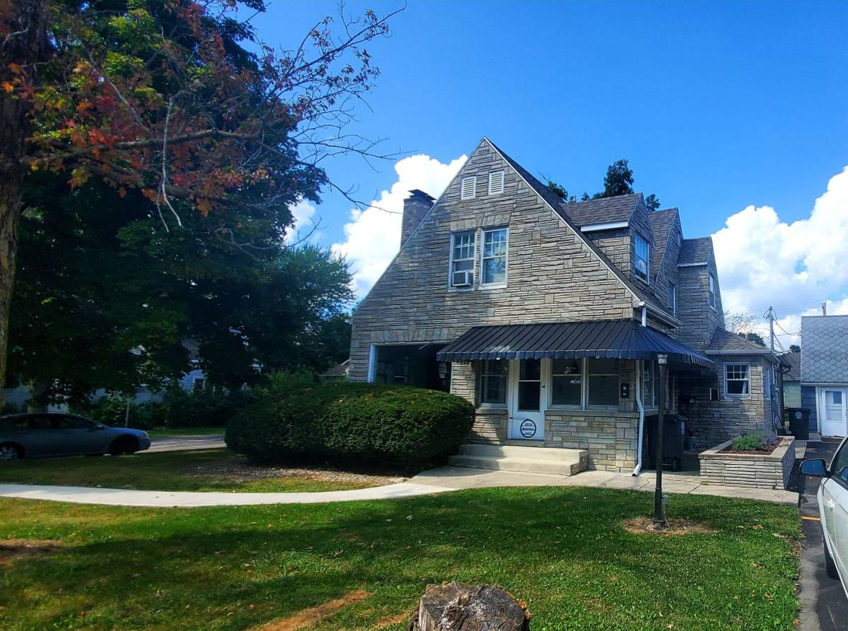 Apartment for rent at 3018 McArthur, Fort Wayne, IN 46809