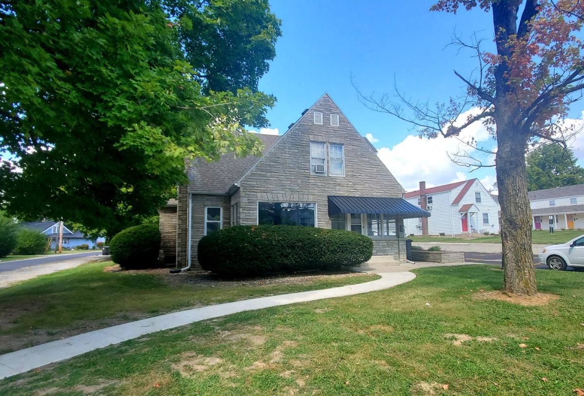 Apartment for rent at 3018 McArthur, Fort Wayne, IN 46809