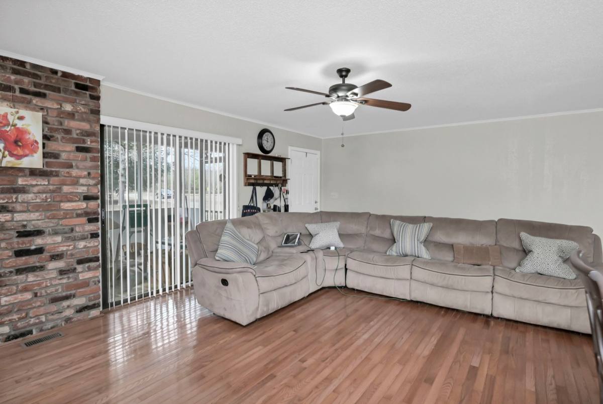 House for rent at 315 Gardners Terrace Rd, West Columbia, SC 29172