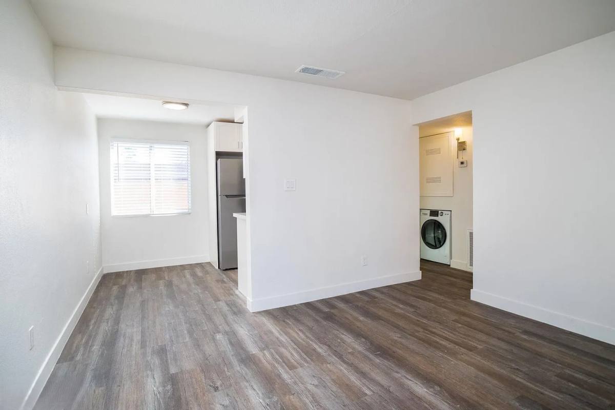 Apartment for rent at 3352-3358 N 15th Ave, Phoenix, AZ 85015