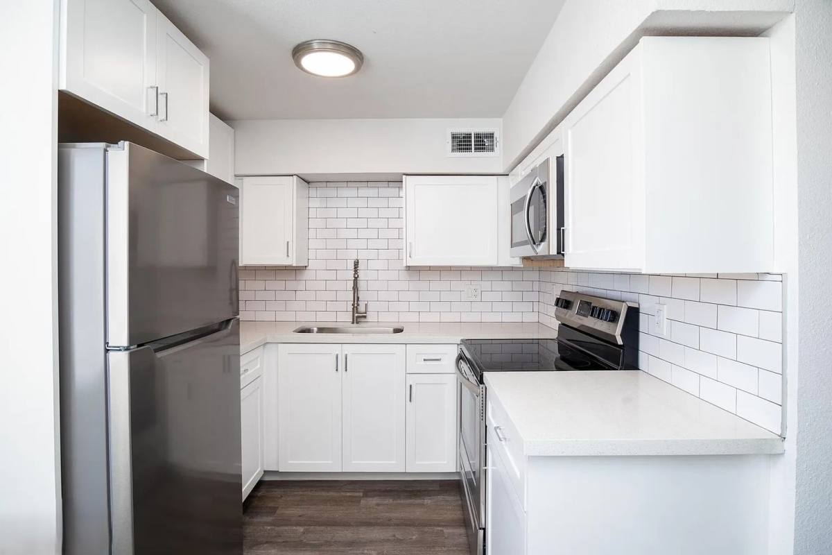 Apartment for rent at 3352-3358 N 15th Ave, Phoenix, AZ 85015