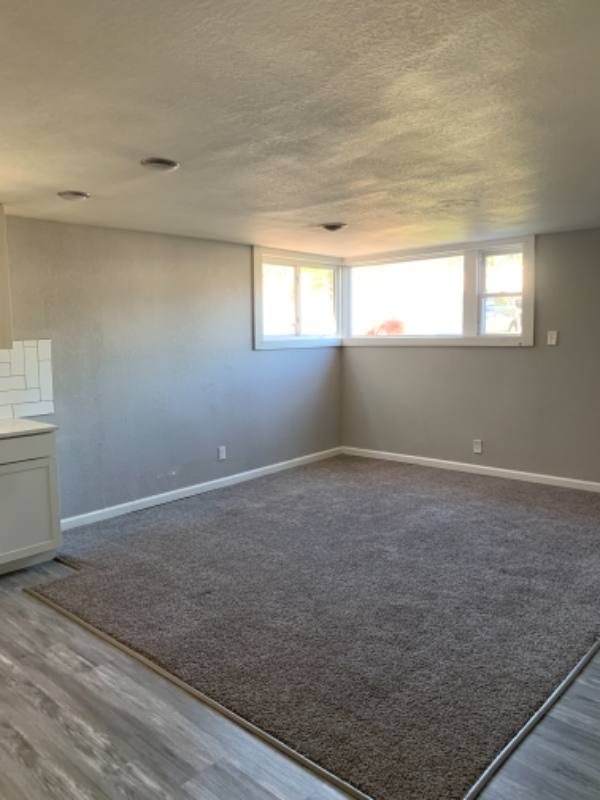 Apartment for rent at 227 E 35th St, Davenport, IA 52806