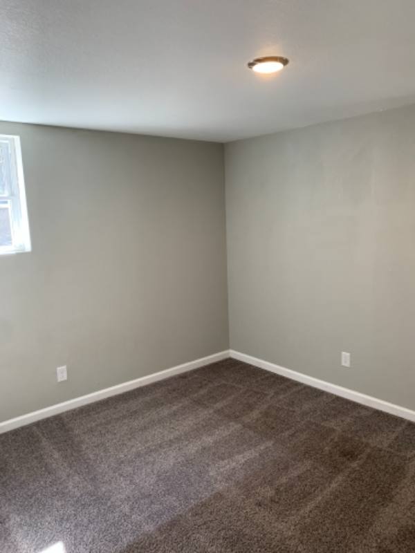 Apartment for rent at 227 E 35th St, Davenport, IA 52806