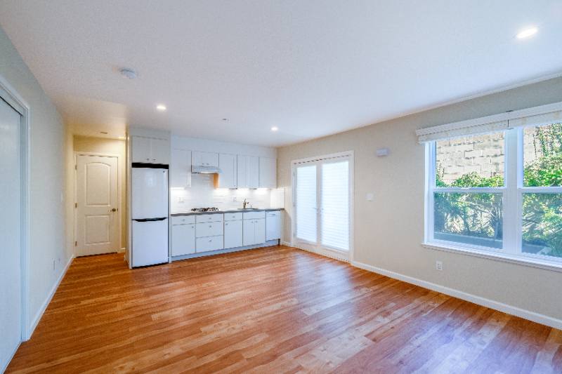 Townhouse for rent at 938 Kearney St #B, El Cerrito, CA 94530