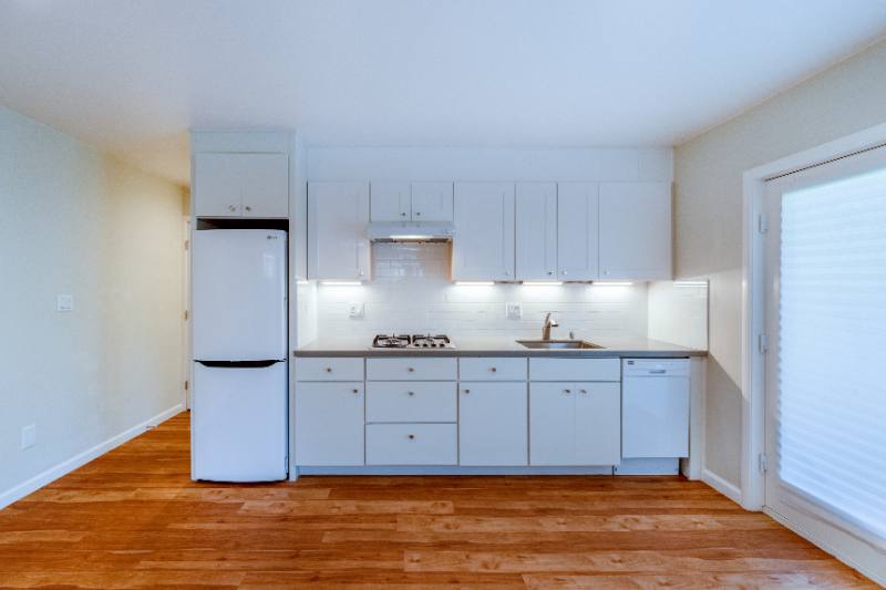 Townhouse for rent at 938 Kearney St #B, El Cerrito, CA 94530