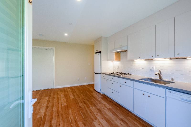 Townhouse for rent at 938 Kearney St #B, El Cerrito, CA 94530