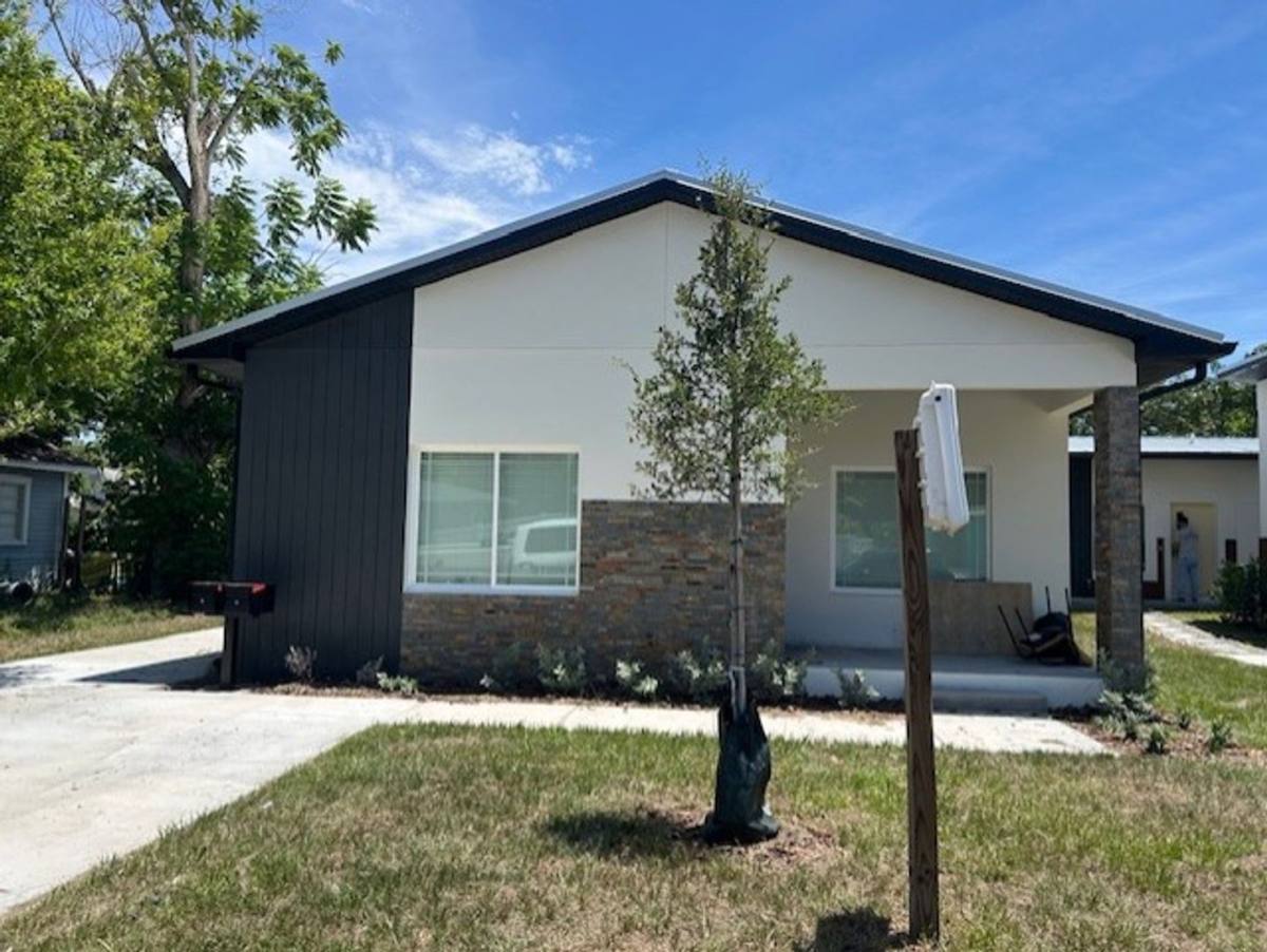 House for rent at 2020 14th Ave S, Saint Petersburg, FL 33712