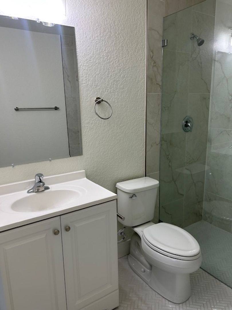 House for rent at 2020 14th Ave S, Saint Petersburg, FL 33712
