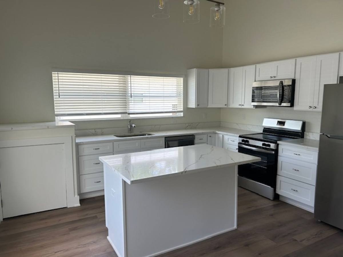 House for rent at 2020 14th Ave S, Saint Petersburg, FL 33712