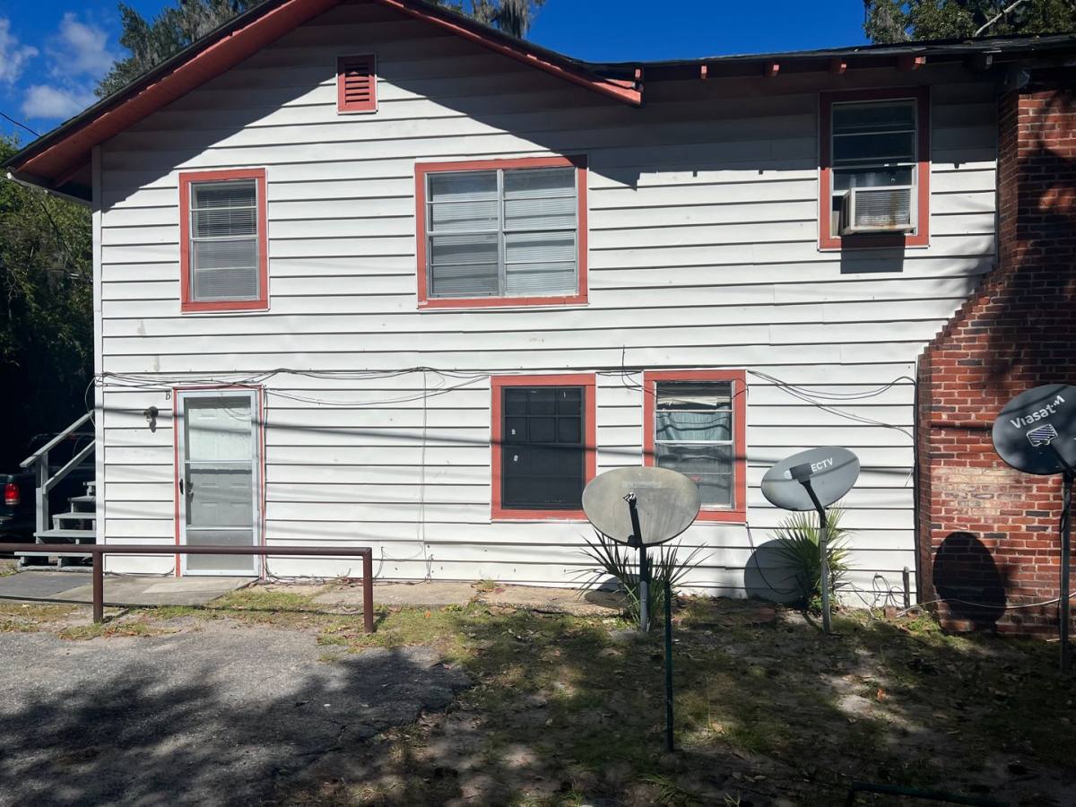 Apartment for rent at 1801 Goodyear Ave, Brunswick, GA 31520
