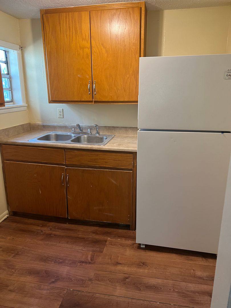 Apartment for rent at 1801 Goodyear Ave, Brunswick, GA 31520