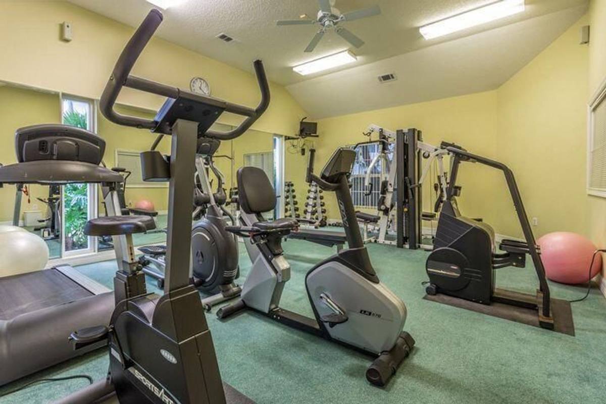Condo for rent at 4274 Calinda Lane, Niceville, FL 32578