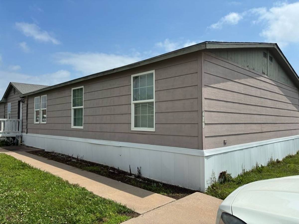 Apartment for rent at 764 Wilson Dr, Towanda, KS 67144