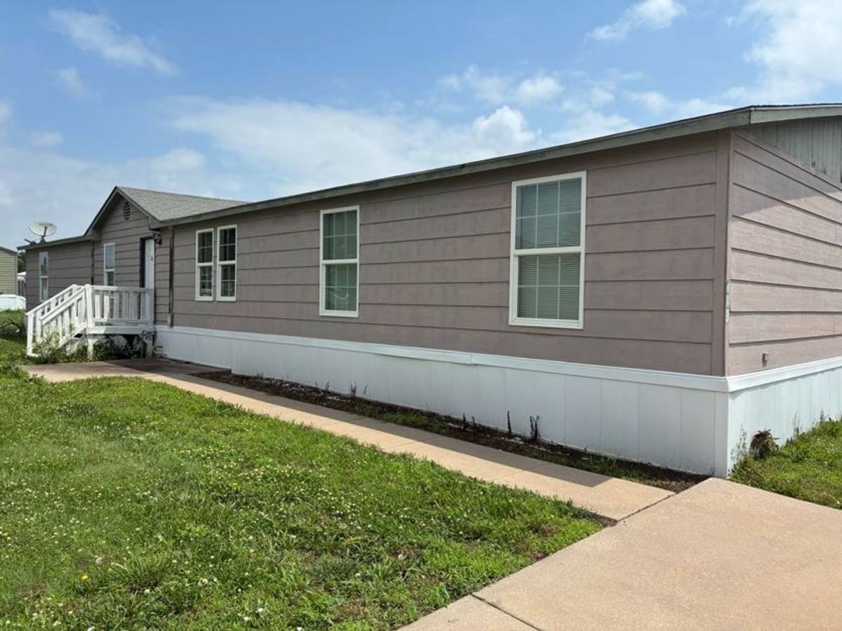 Apartment for rent at 764 Wilson Dr, Towanda, KS 67144