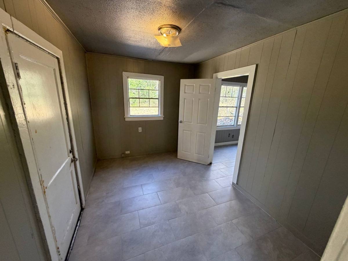 House for rent at 1838 Lyons St, Shreveport, LA 71108