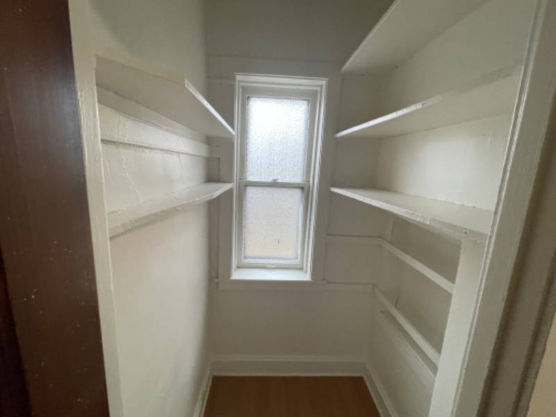 Apartment for rent at 7252 N Hamilton, Chicago, IL 60645