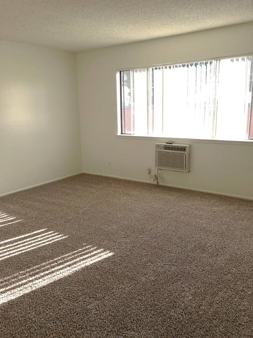 Apartment for rent at 8011 Bright Ave, Whittier, CA 90602