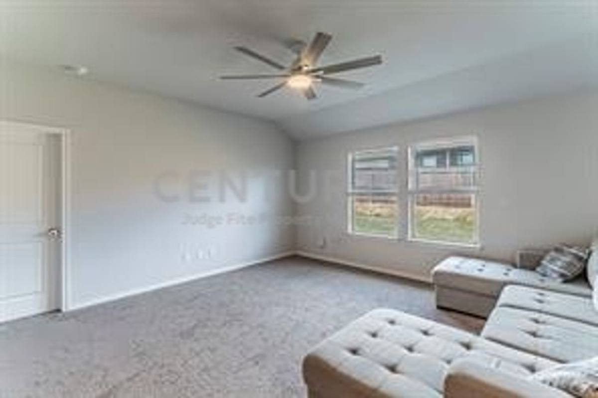 House for rent at 628 Spaulding St, Justin, TX 76247
