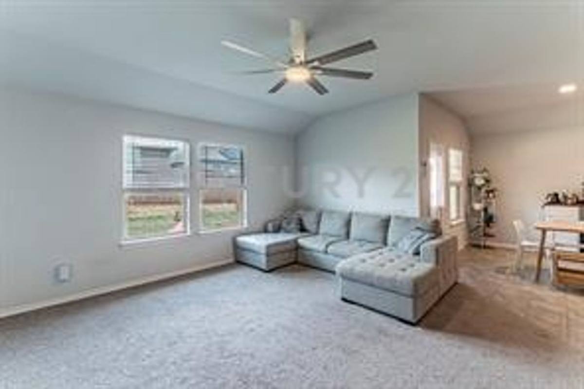 House for rent at 628 Spaulding St, Justin, TX 76247