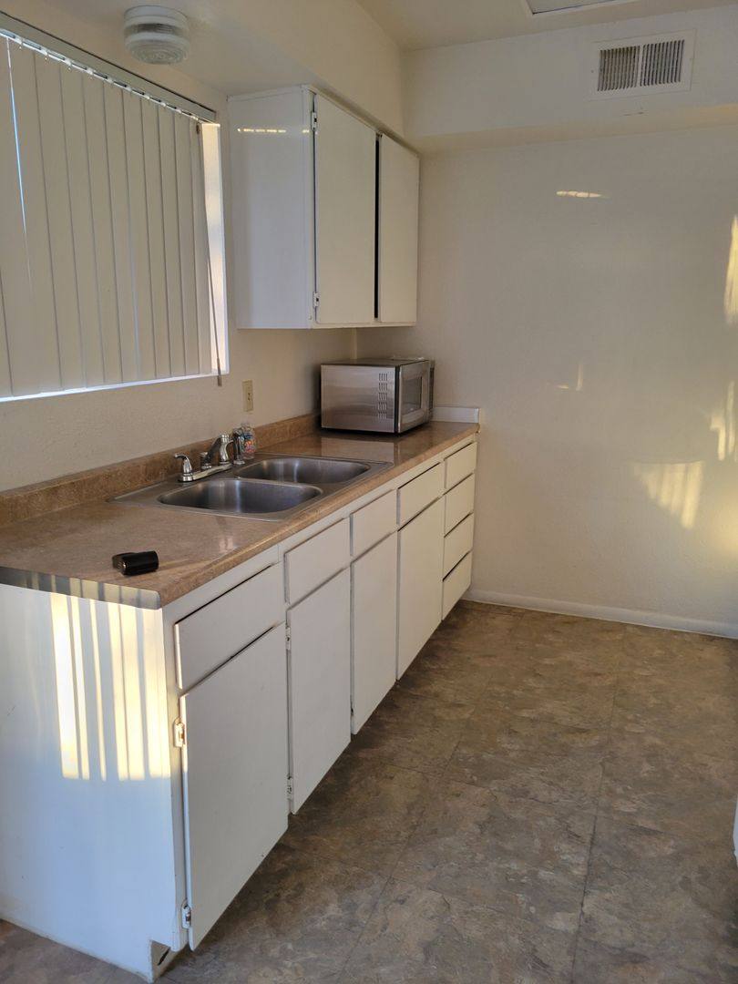 Apartment for rent at 3108 Leawood Ave, Lake Havasu City, AZ 86404