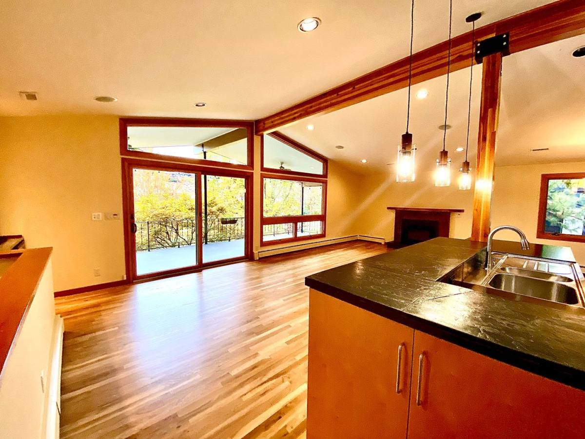 House for rent at 306 E Curling Dr, Boise, ID 83702
