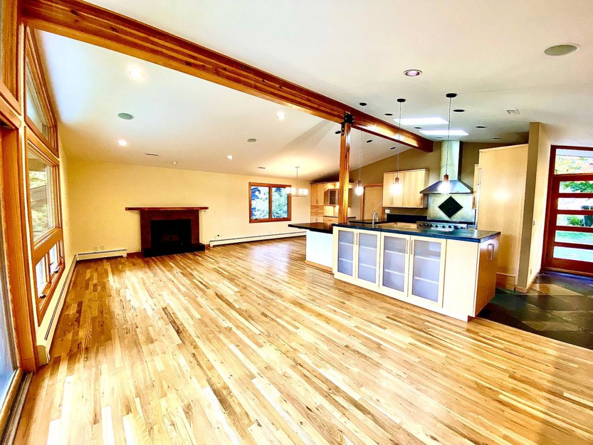 House for rent at 306 E Curling Dr, Boise, ID 83702