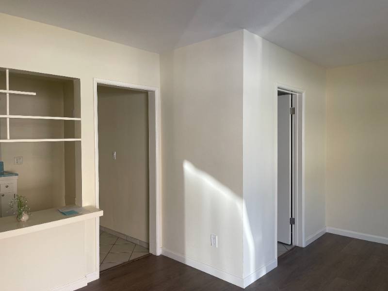 Apartment for rent at 14207 Sylvan St, Van Nuys, CA 91401