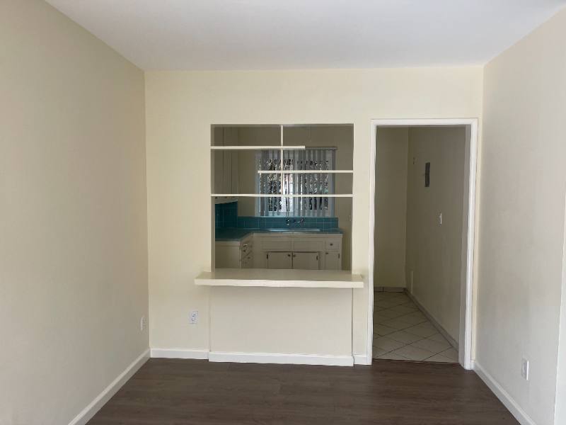 Apartment for rent at 14207 Sylvan St, Van Nuys, CA 91401