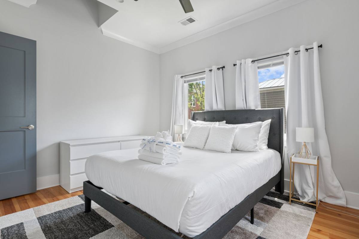House for rent at 21 Charlotte St #F, Charleston, SC 29403
