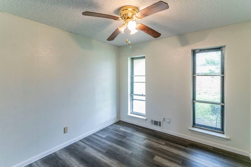 House for rent at 104 Scenic Dr, Rockwall, TX 75032