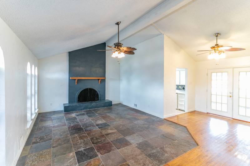 House for rent at 104 Scenic Dr, Rockwall, TX 75032
