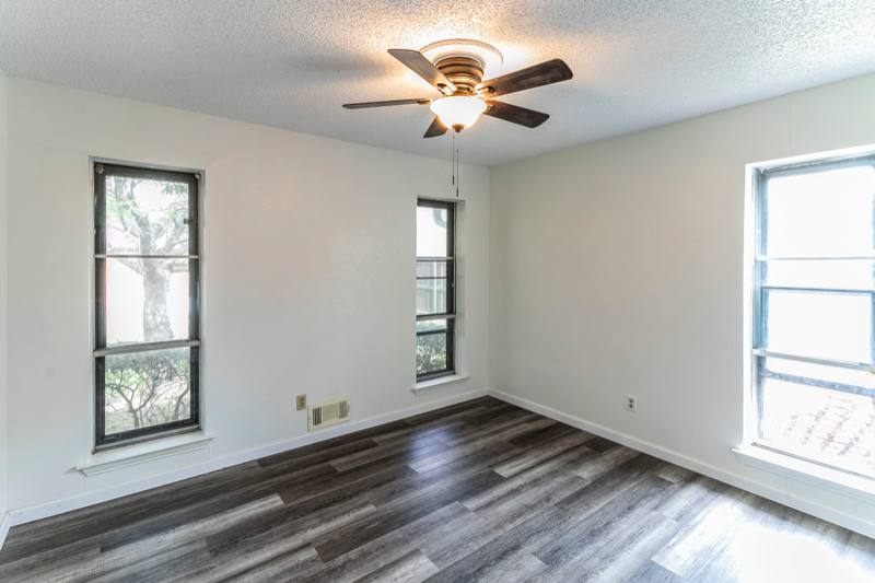 House for rent at 104 Scenic Dr, Rockwall, TX 75032