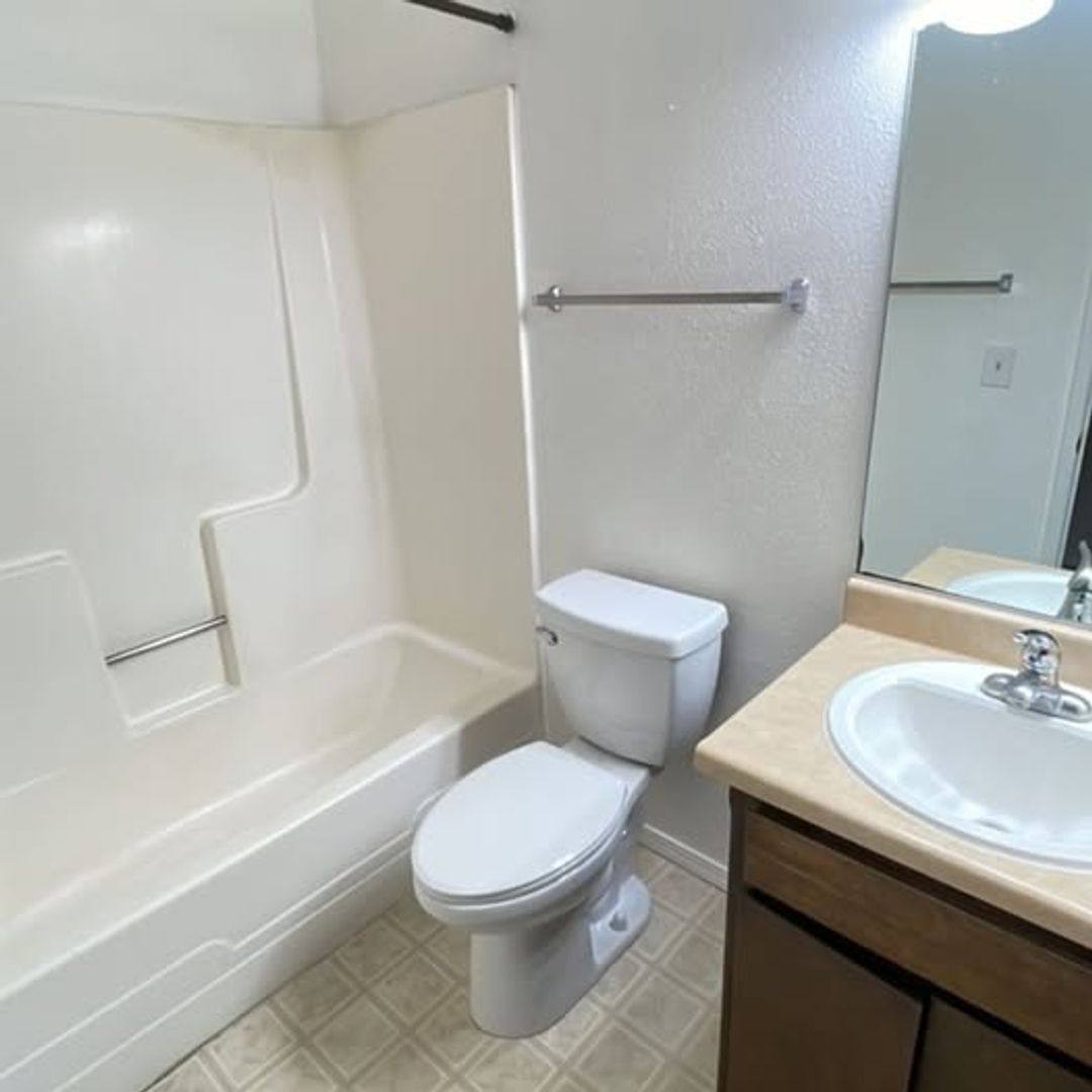 Apartment for rent at 836-942 Netters, Chico, CA 95926