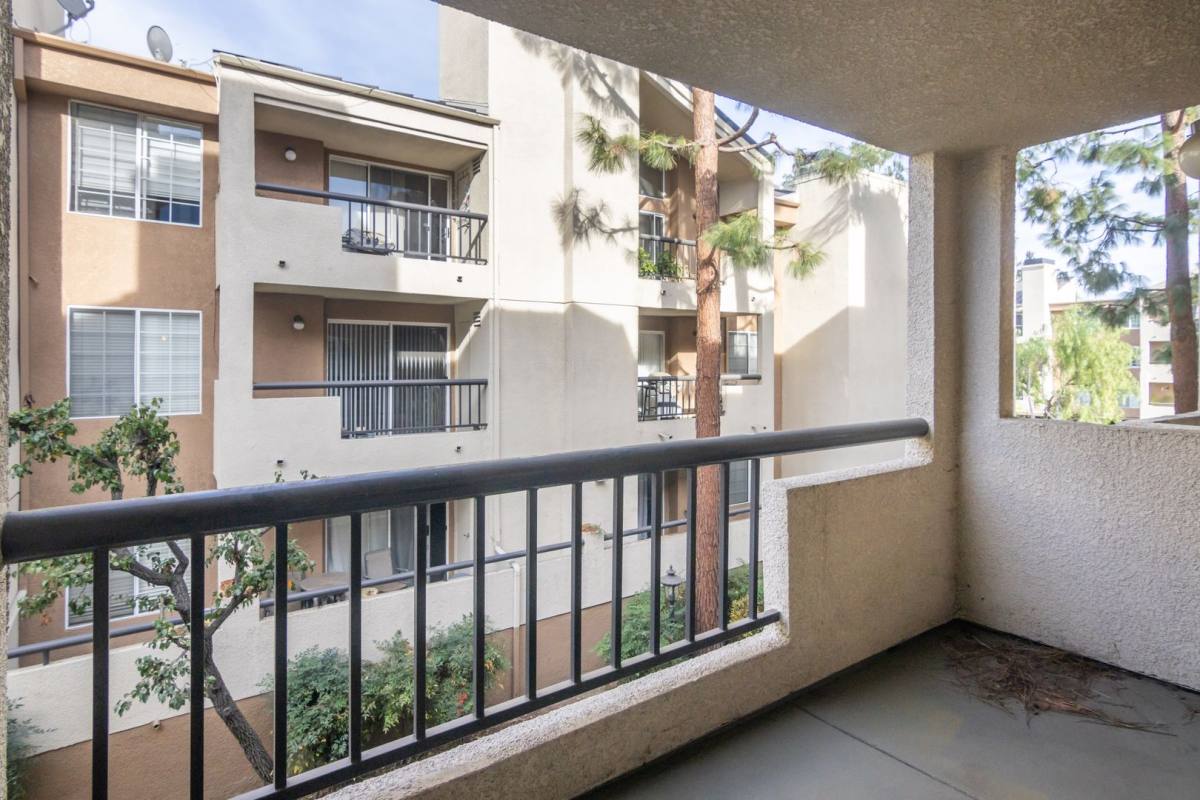 Apartment for rent at 5500 Owensmouth Ave #PARKING P229&P230, Woodland Hills, CA 91367