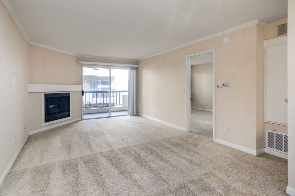 Apartment for rent at 5500 Owensmouth Ave #PARKING P229&P230, Woodland Hills, CA 91367