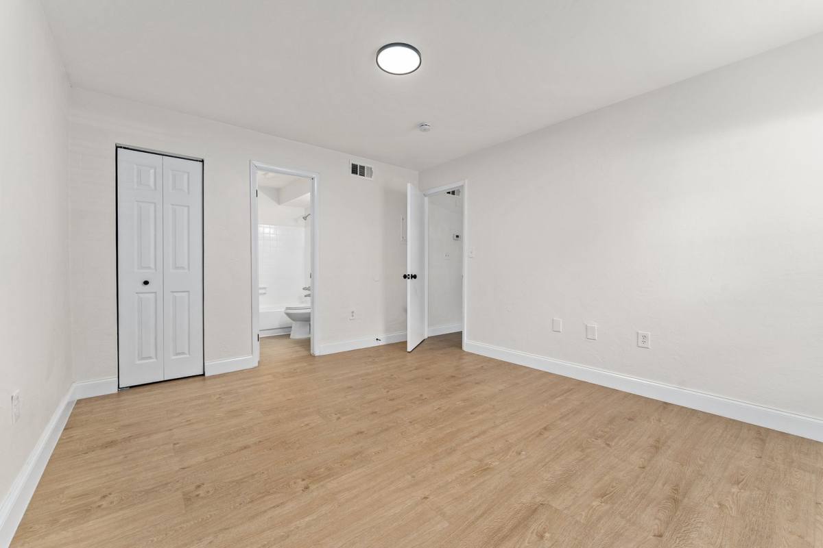 Apartment for rent at 1220 NW 12th St, Gainesville, FL 32601