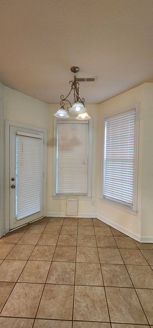 House for rent at 302 Savannah Dr, Jacksonville, NC 28546