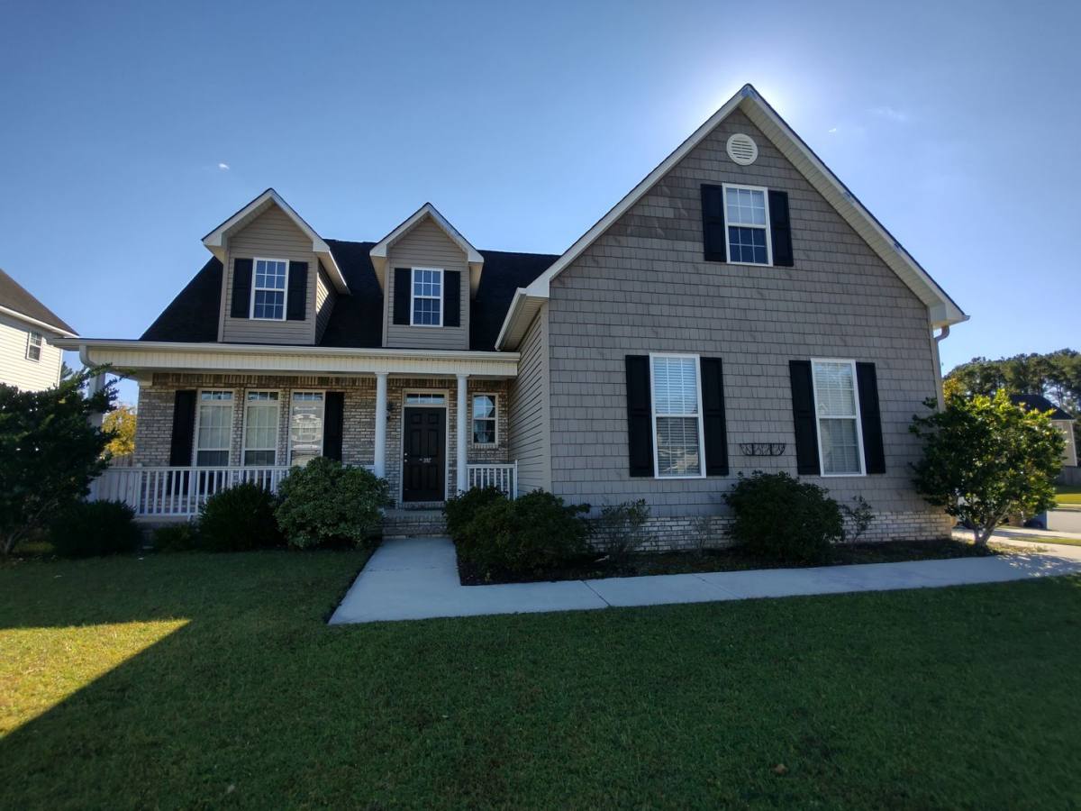 House for rent at 302 Savannah Dr, Jacksonville, NC 28546
