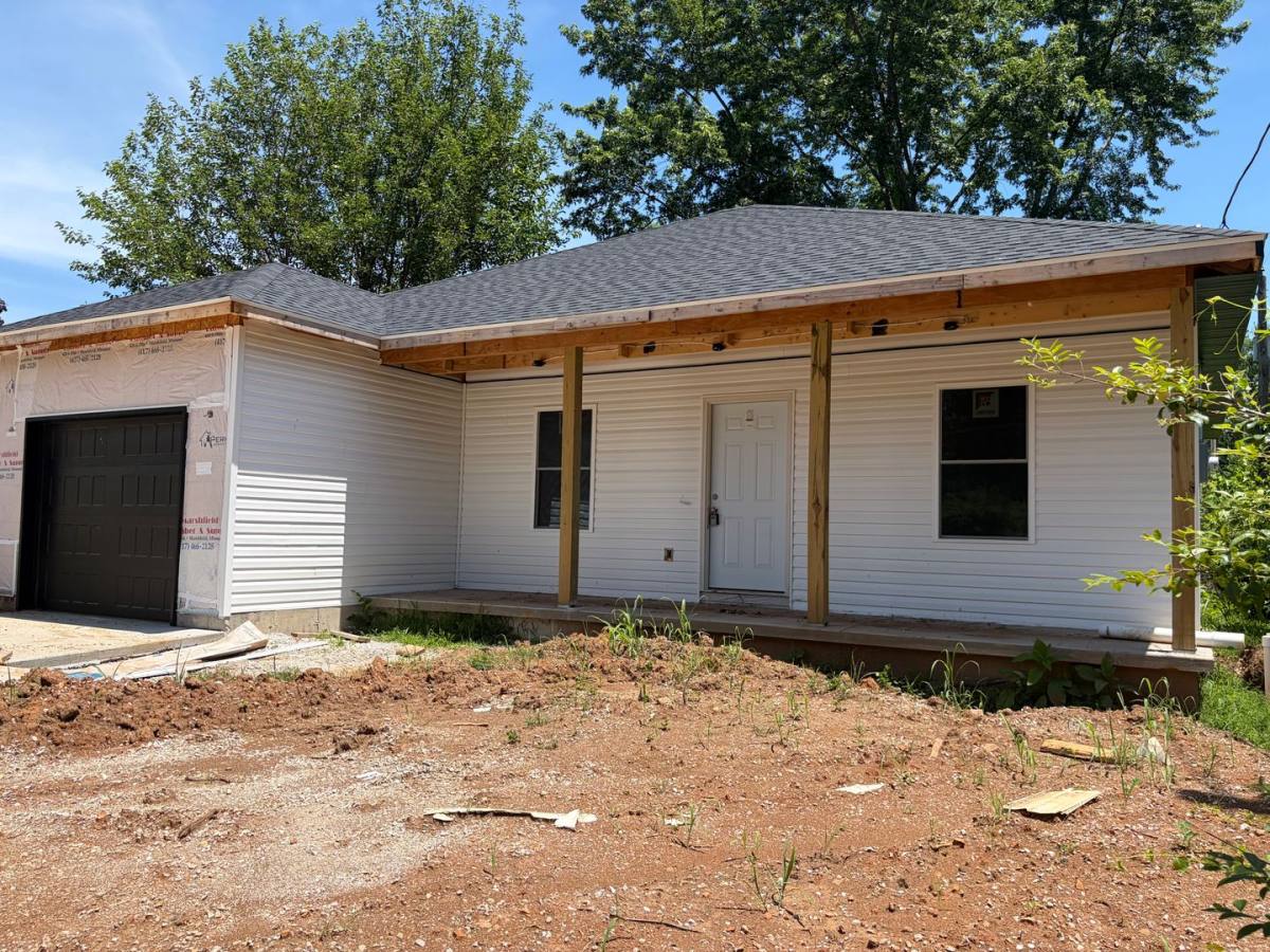 House for rent at 2142 S Missouri Ave, Springfield, MO 65807