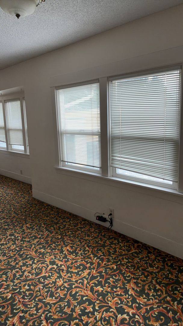 Apartment for rent at 860 Central Ave, Coos Bay, OR 97420