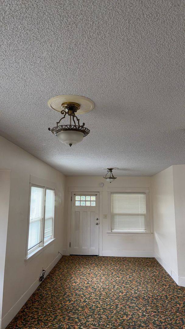 Apartment for rent at 860 Central Ave, Coos Bay, OR 97420